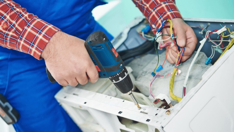 Çekmeköy Gorenje Gorenje çamaşır makinesi kart tamiri – Su almama arızası orijinal parça ile giderildi. - Teknik servis örneği